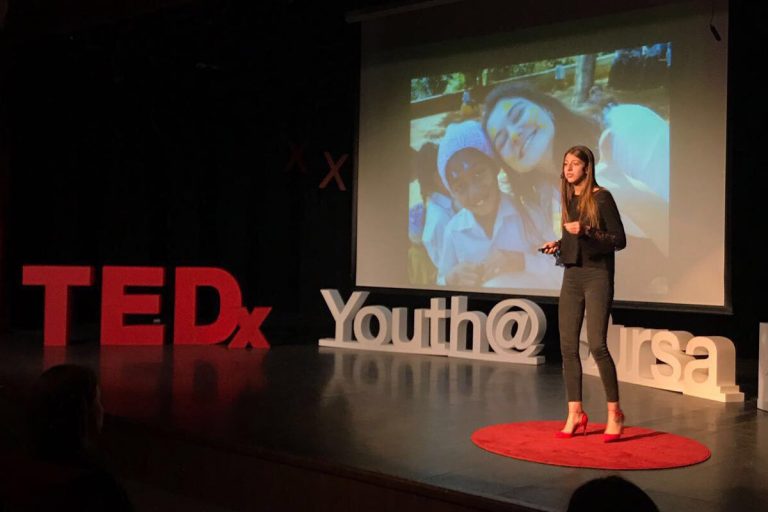 Terakkili TEDxYouth Konferansında Nepal’deki Deneyimlerini Paylaştı