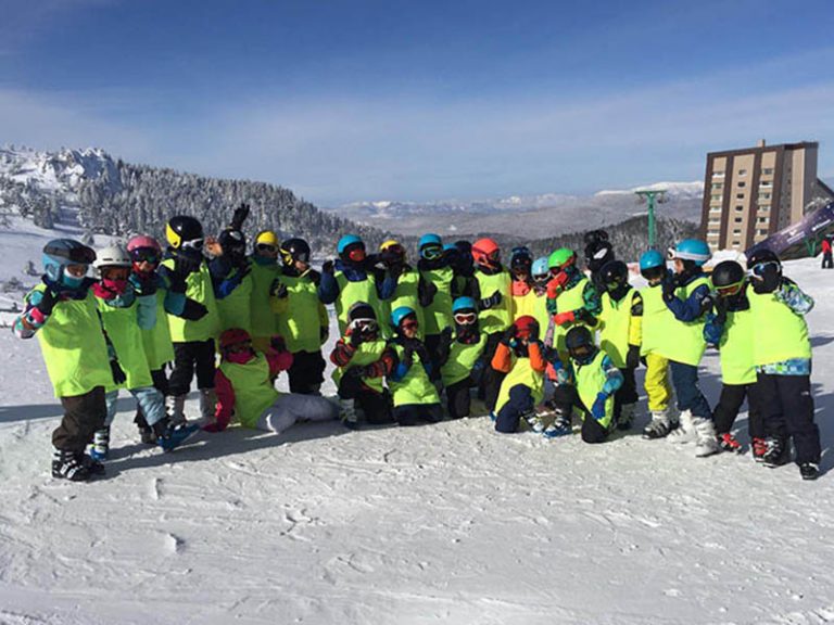 İlkokul Öğrencilerimiz Bolu’da Kayak ve Snowboard Kampı Yaptı